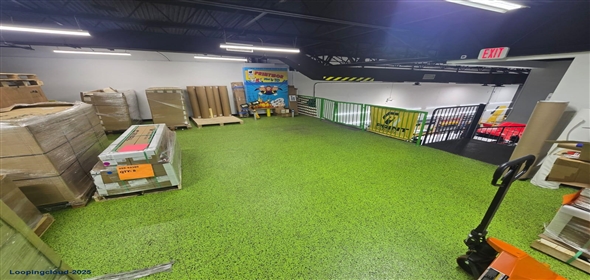 3971 NW 126th Ave # 18B Coral Springs Florida, 33065 | Beautiful Warehouse Office