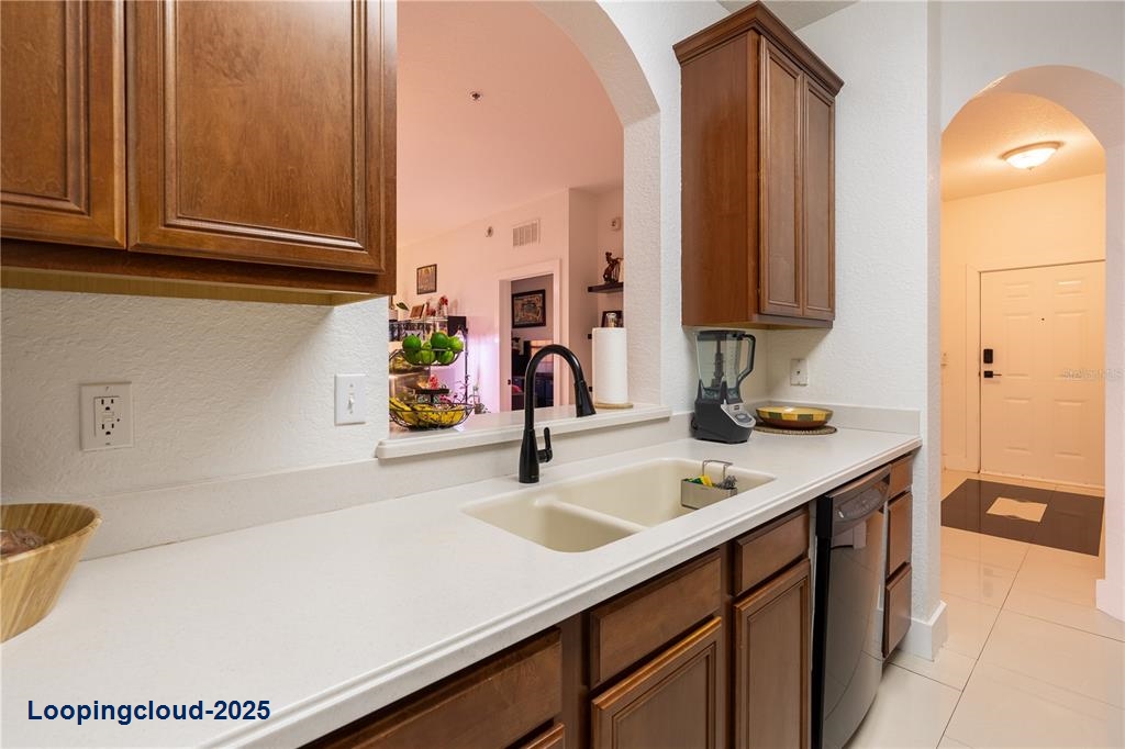 Condominium 3 Bedrooms 1247SqFt at ORLANDO