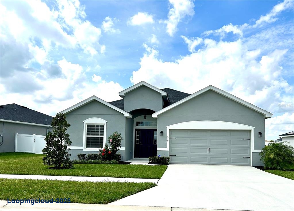 Single Family Residence 4 Bedrooms 2020SqFt at LAKE ALFRED