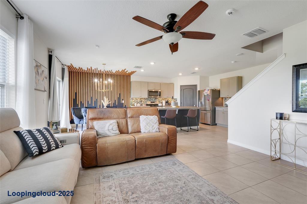 Single Family Residence 5 Bedrooms 2674SqFt at CLERMONT