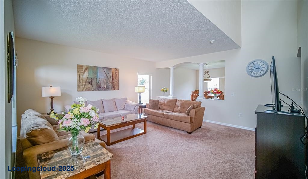Single Family Residence 4 Bedrooms 2847SqFt at KISSIMMEE