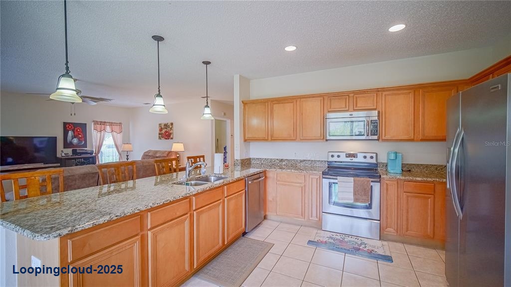 Single Family Residence 4 Bedrooms 2847SqFt at KISSIMMEE