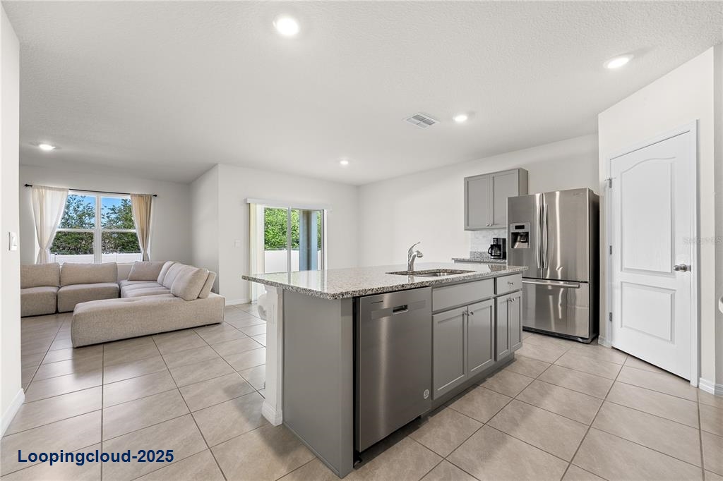 Single Family Residence 4 Bedrooms 1867SqFt at HAINES CITY