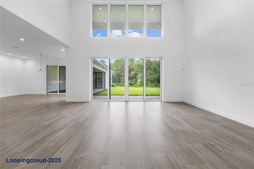 Single Family Residence 6 Bedrooms 7093SqFt at ORLANDO