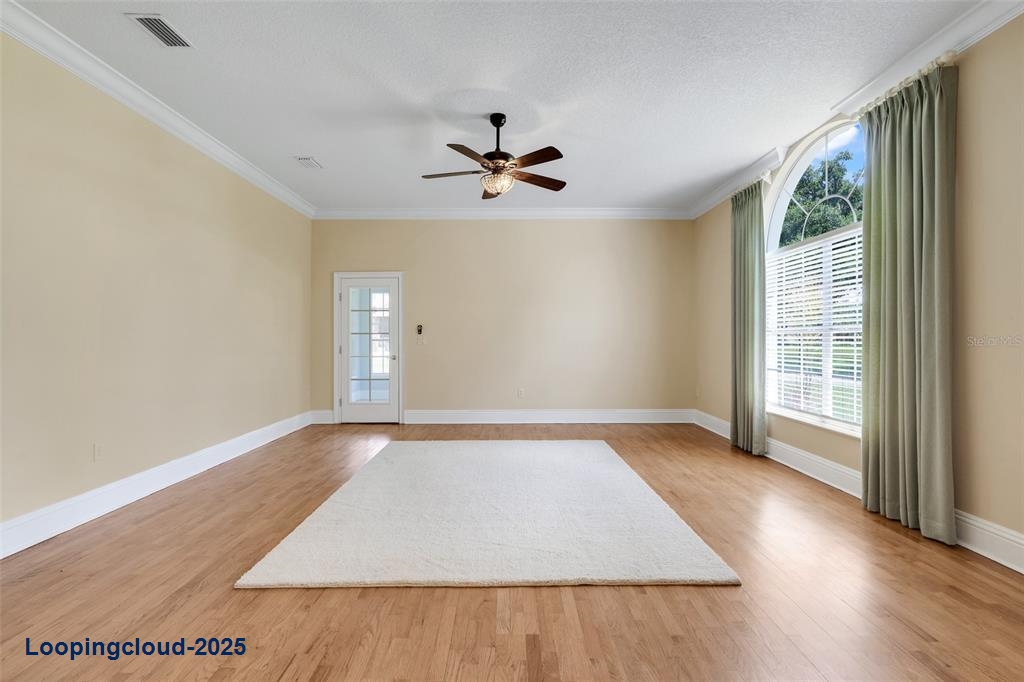 Single Family Residence 5 Bedrooms 4920SqFt at KISSIMMEE