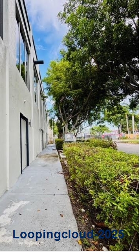 Beautiful Free Standing Space