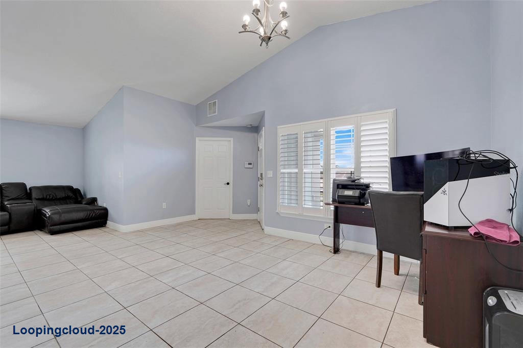 Single Family Residence 4 Bedrooms 1999SqFt at KISSIMMEE