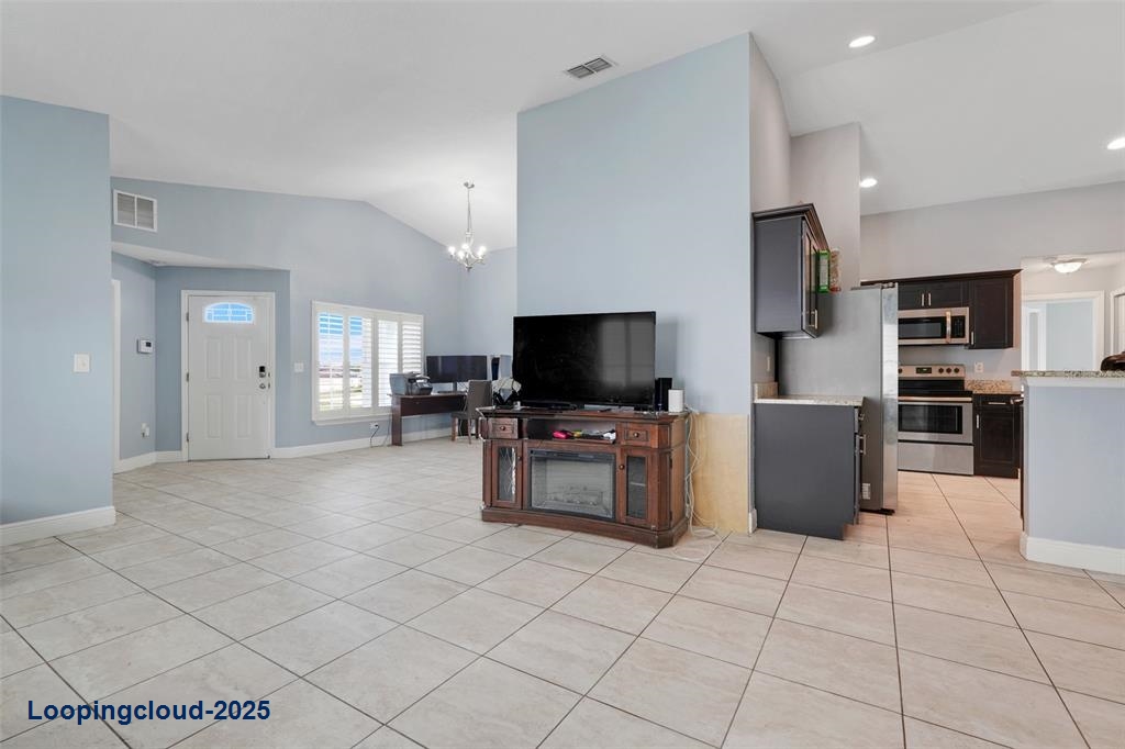 Single Family Residence 4 Bedrooms 1999SqFt at KISSIMMEE