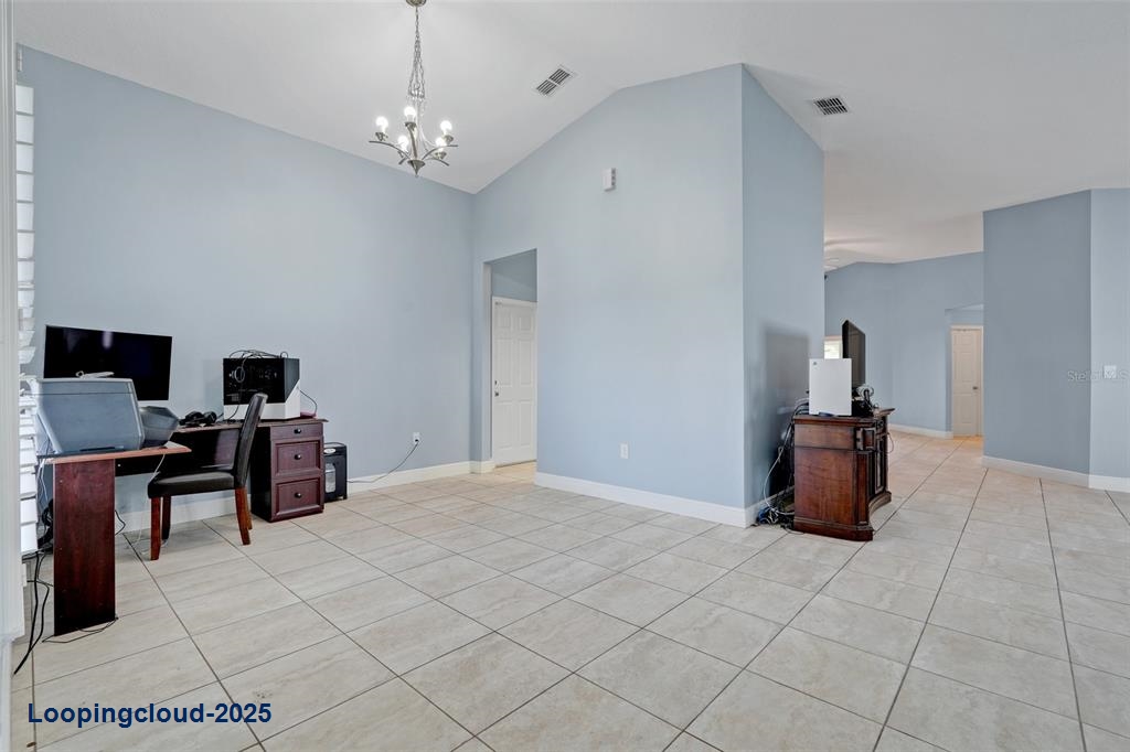 Single Family Residence 4 Bedrooms 1999SqFt at KISSIMMEE