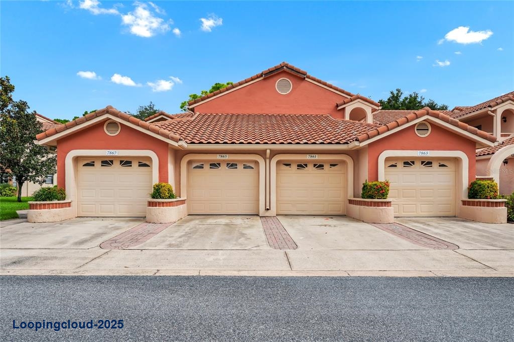 Condominium 3 Bedrooms 1169SqFt at ORLANDO