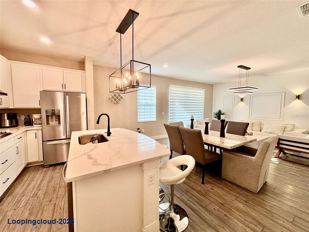 Single Family Residence 4 Bedrooms 1817SqFt at KISSIMMEE - MLS S5133546