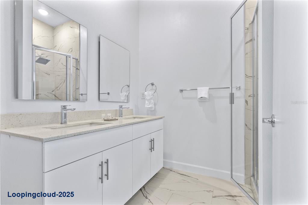 Townhouse 5 Bedrooms 2048SqFt at DAVENPORT - MLS O6329593