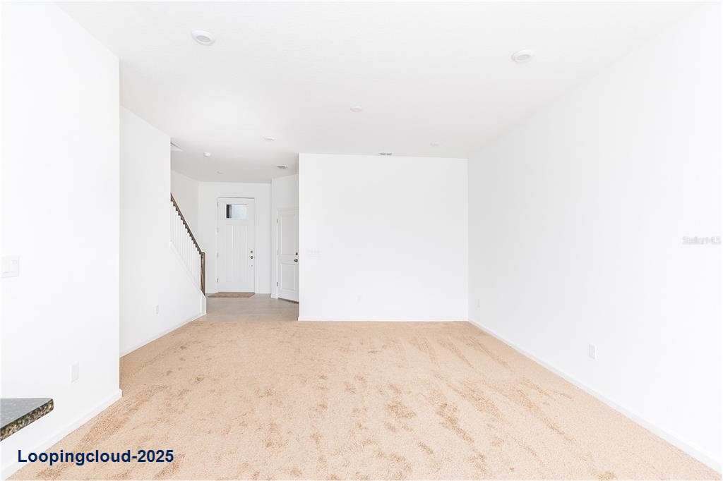 Townhouse 3 Bedrooms 1559SqFt at ORLANDO - MLS O6328213