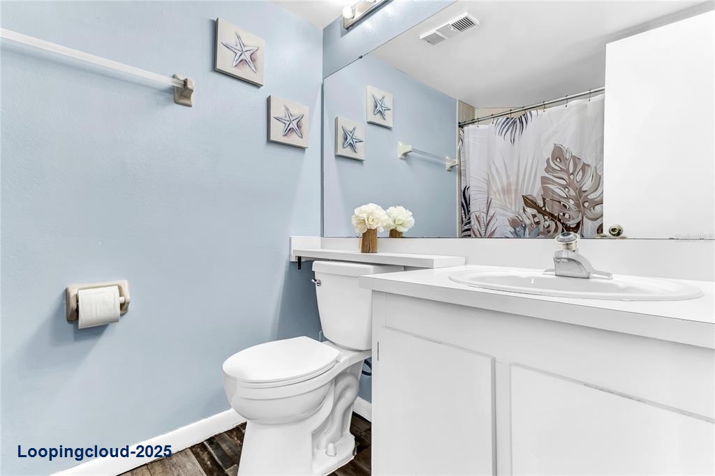 Condominium 2 Bedrooms 820SqFt at ORLANDO - MLS S5130055