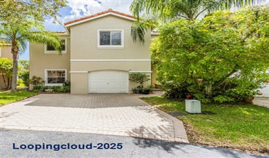 1526 E Lake Ct Hollywood Florida, 33020 | Beautiful Single Family