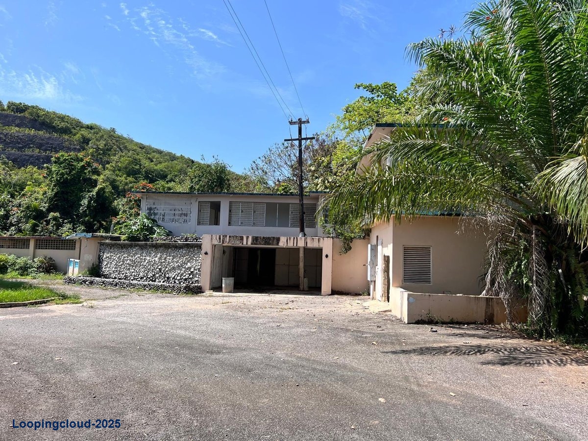 Commercial Property for Sale in Arecibo Puerto Rico 00612