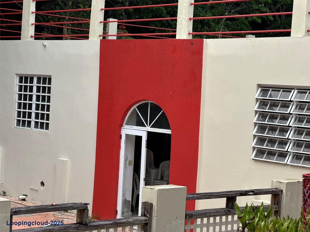 Commercial Property for Sale in Km. 0.8 BO. CAÍN ALTO Puerto Rico 00683