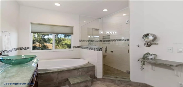 4223 BALMORAL WAY Sarasota Florida, 34238 | Beautiful Home in Sarasota