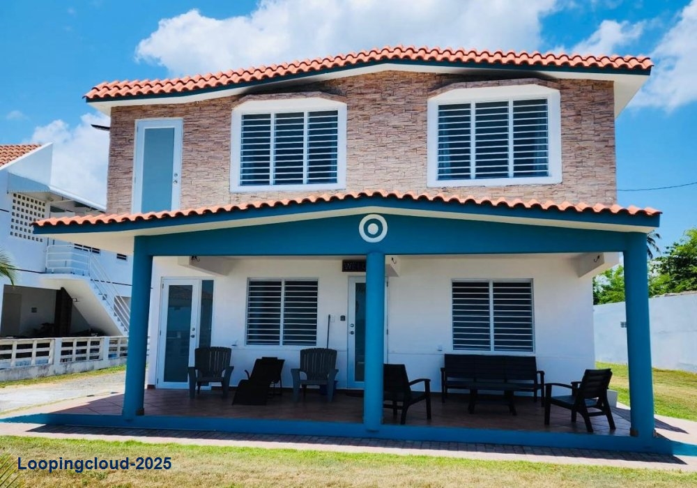 61952, For Rent – Spectacular Beachfront Home in Aguada