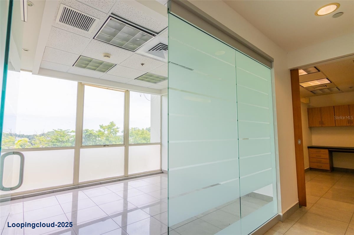 Office for Sale in Bayamon Puerto Rico 00959