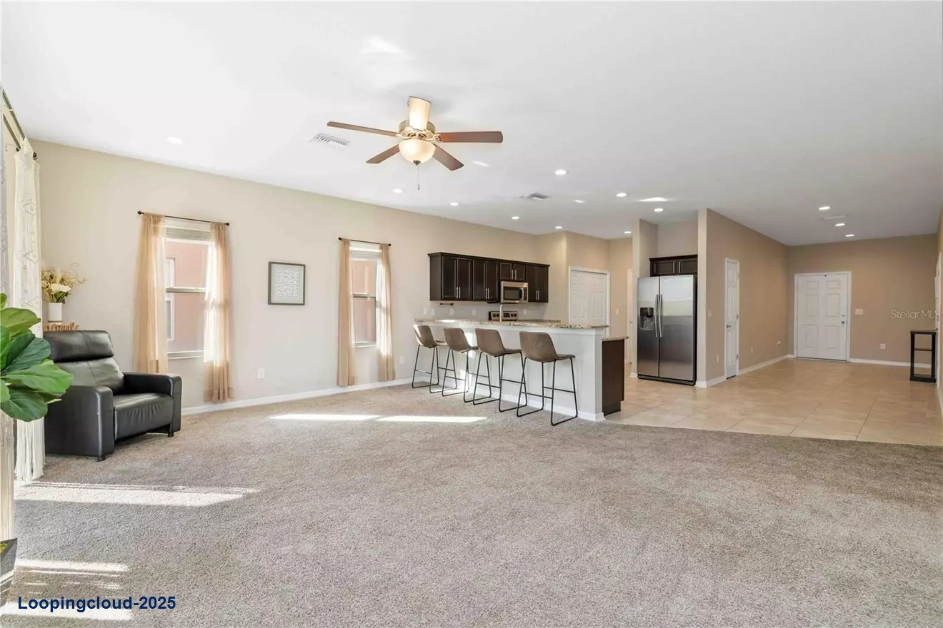 1218 GRANTHAM DR Sarasota