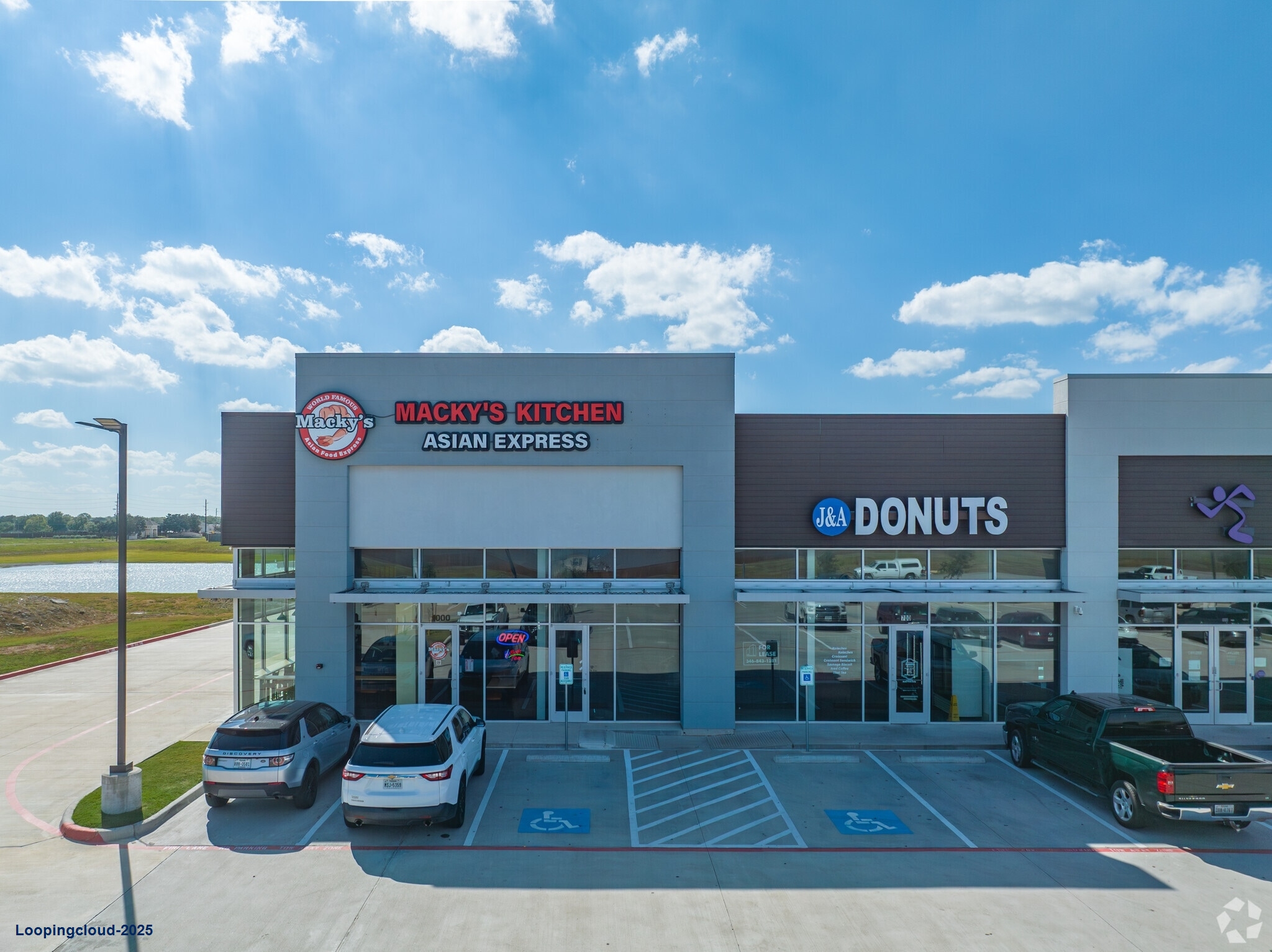 Retail Center1636 Minonite Rd