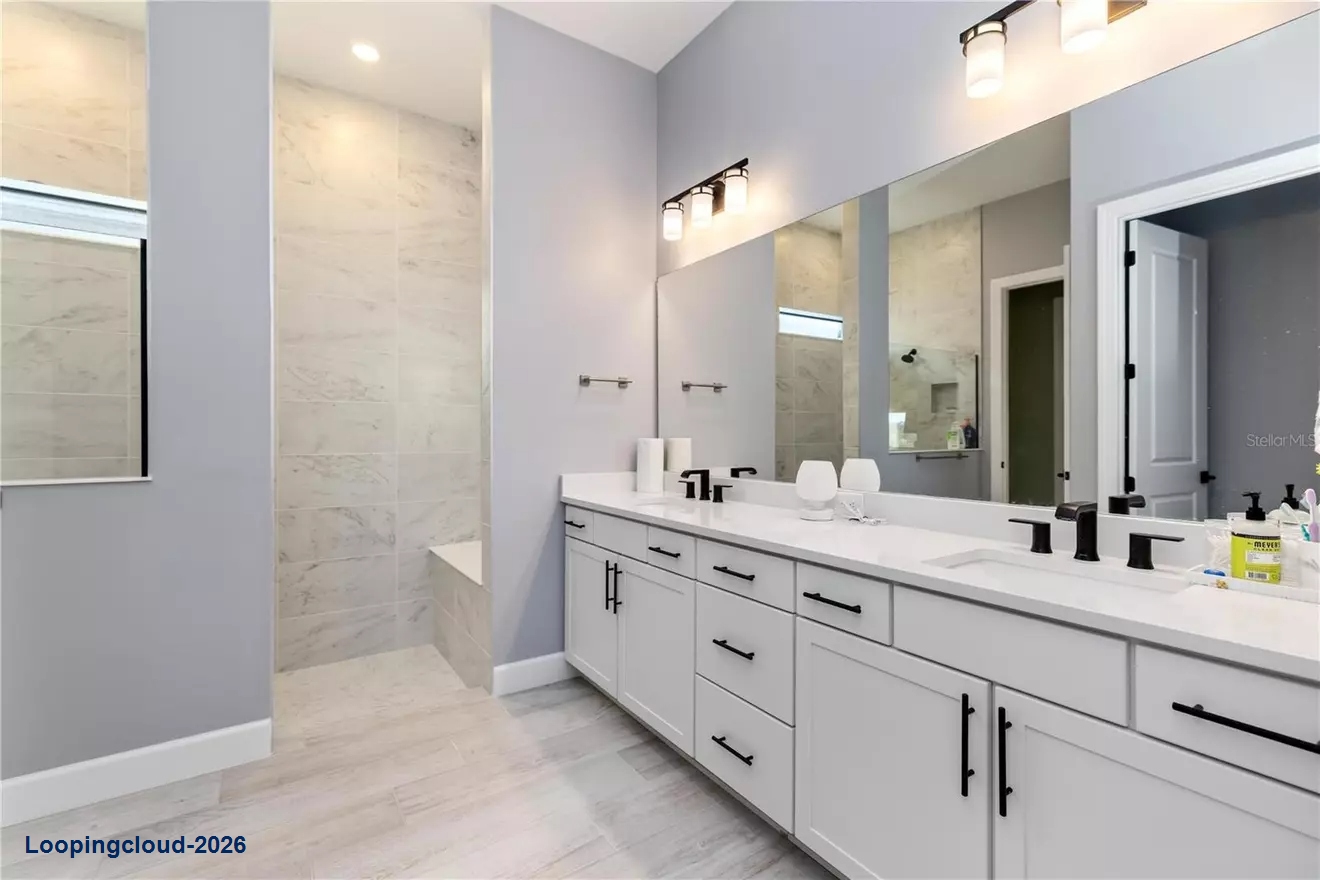 6075 SAWGRASS LAKE CT