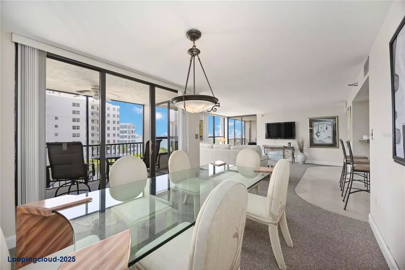11 SUNSET DR #505 Sarasota