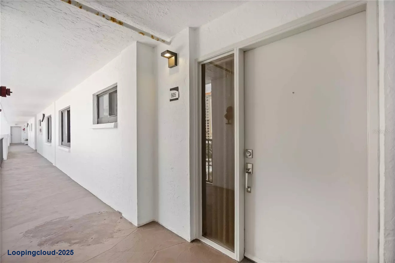 11 SUNSET DR #505 Sarasota