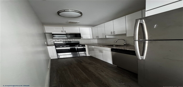 1435 State Street New Haven Connecticut, 06511 | Beautifully Restored 21-unit Multifamily Asset in New Haven