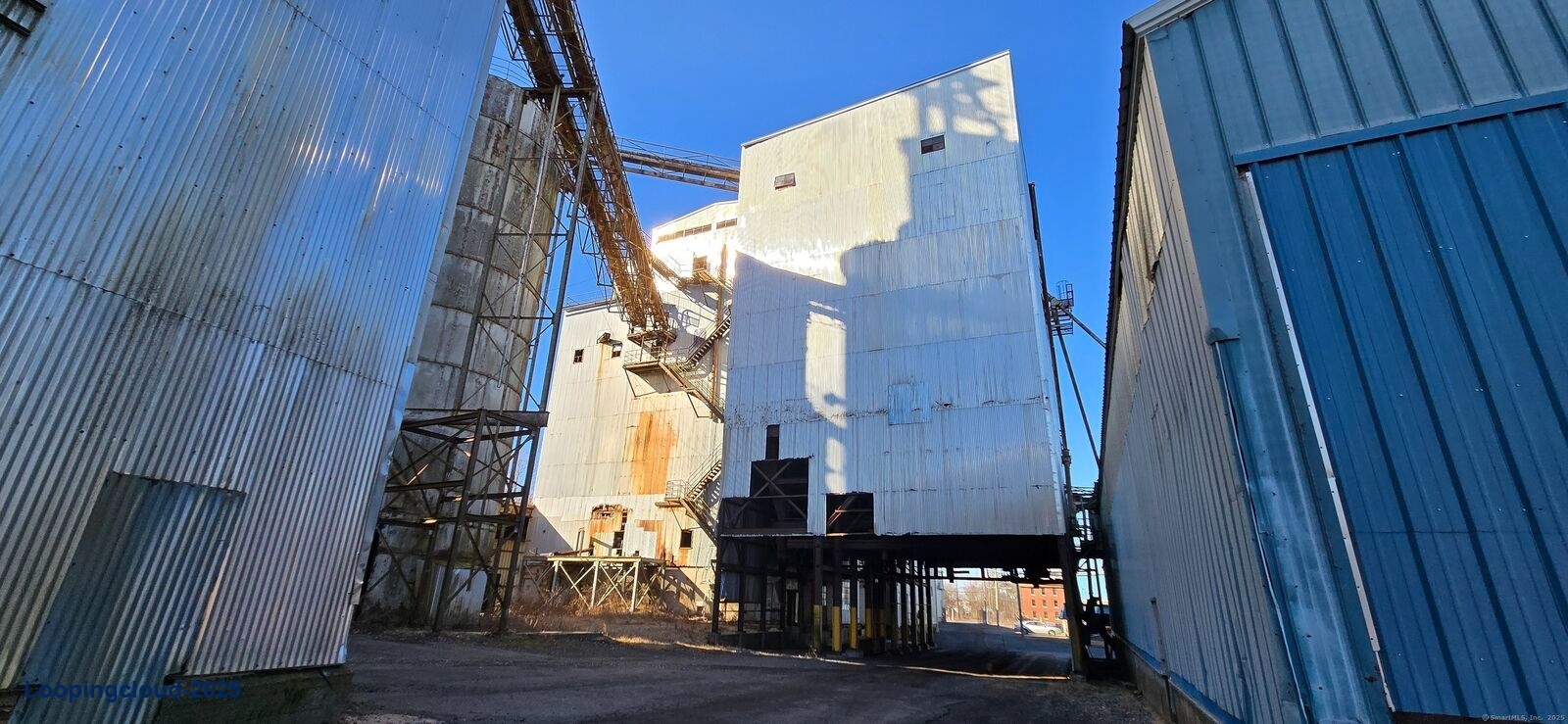 Warehouse for Sale in Manchester Connecticut 06042