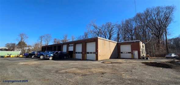 46 Apel Place Manchester Connecticut, 06042 | Expansive Multi-Building Warehouse/Manufacturing Complex