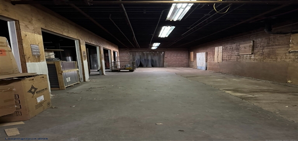 46 Apel Place Manchester Connecticut, 06042 | Expansive Multi-Building Warehouse/Manufacturing Complex