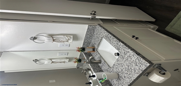 1101 E Main St League City Texas, 77573 | Mariner Apartment Complex: 16-Units