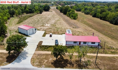 8050 Red Bluff Rd Pasadena Texas, 77507 | Retail Building with a Free-Standing Warehouse Shop