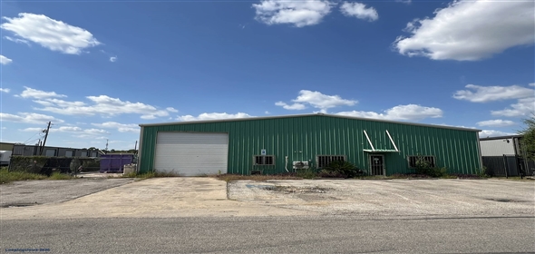 713 Nebraska St South Houston Texas, 77587 | South Houston Industrial Warehouse