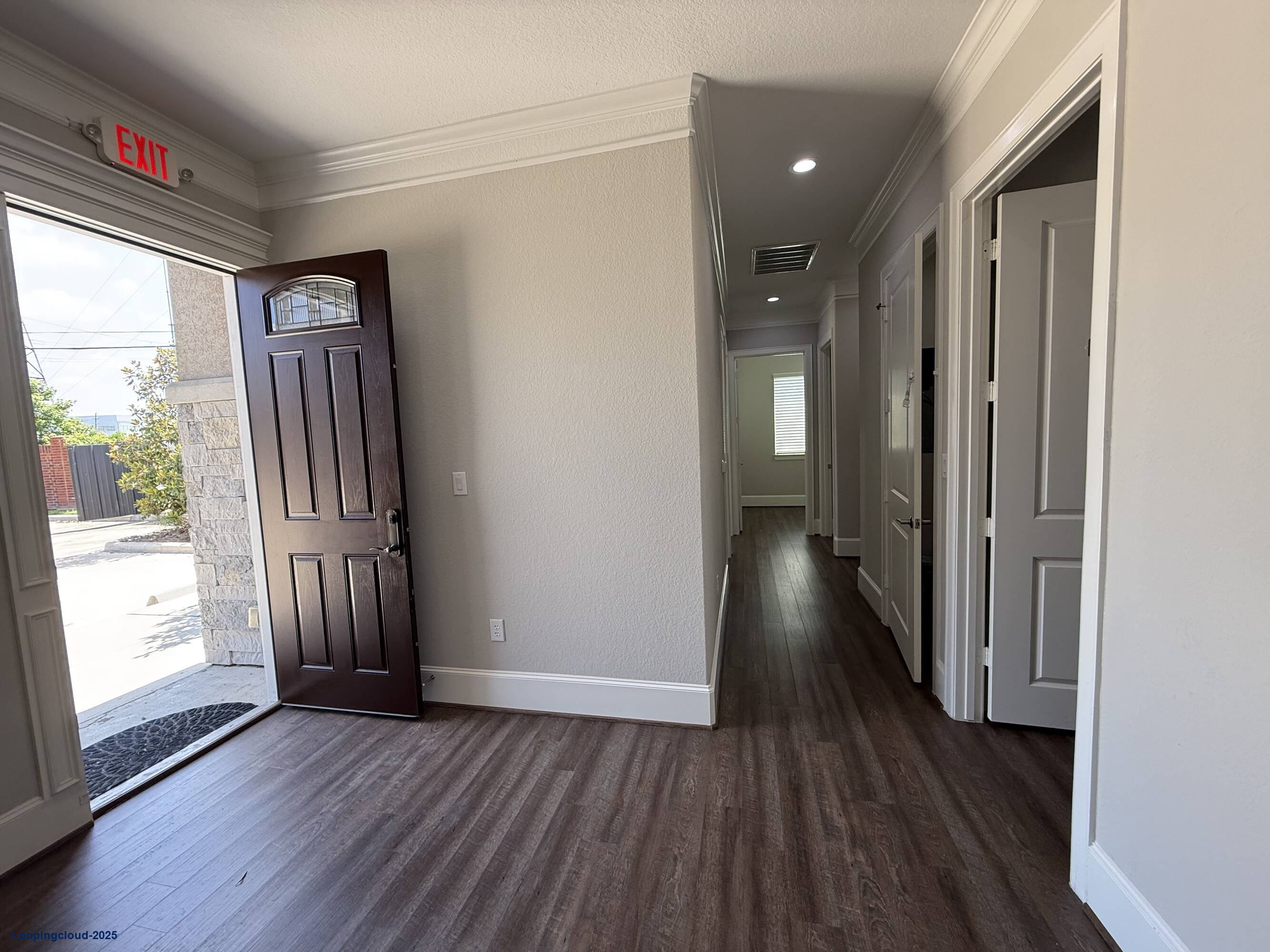All-Inclusive Modern Retail/Office Space for Lease