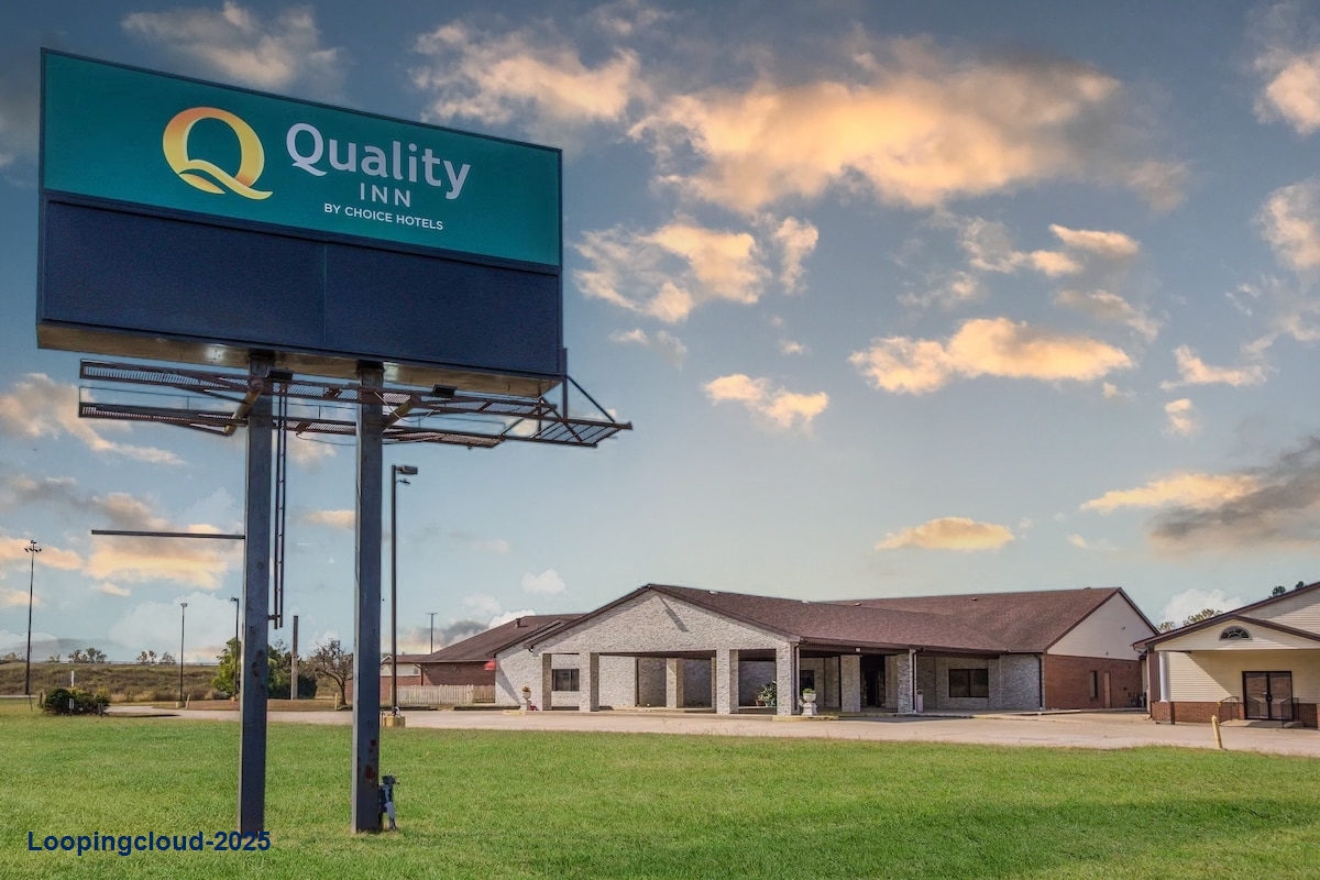 Quality Inn - Grayville, IL