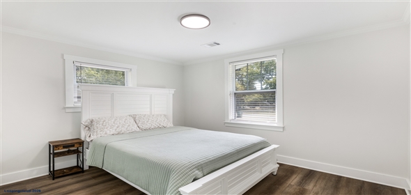 675 Inglewood Drive SE Smyrna Georgia, 30080 | Stunning Mid-Century Modern Ranch Farmhouse