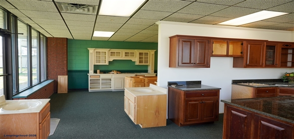 Hodgenville Kentucky, 42748 | Cabinet Manufacturing Business & Real Estate