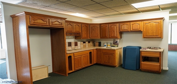 Hodgenville Kentucky, 42748 | Cabinet Manufacturing Business & Real Estate
