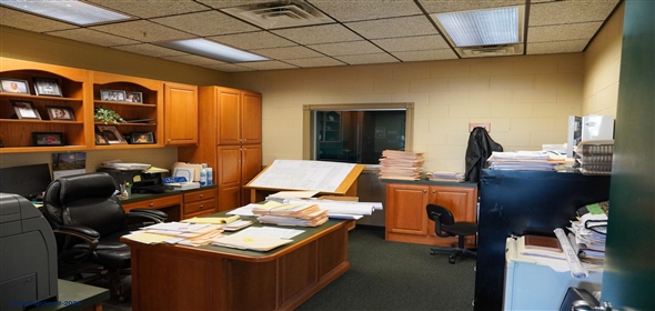 Hodgenville Kentucky, 42748 | Cabinet Manufacturing Business & Real Estate