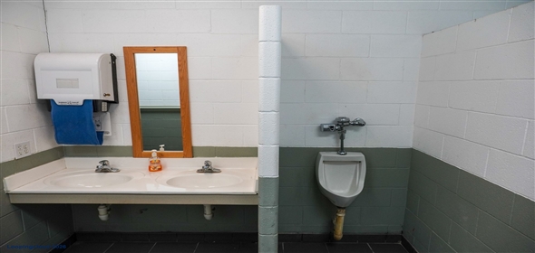 Hodgenville Kentucky, 42748 | Cabinet Manufacturing Business & Real Estate