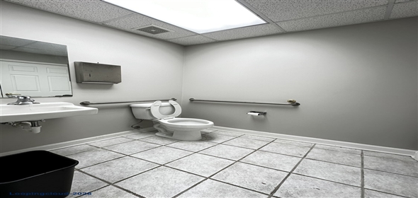 406 Blankenbaker Pkwy Suite J Louisville Kentucky, 40243 | NNN Leased Office Condo Recently Renovated