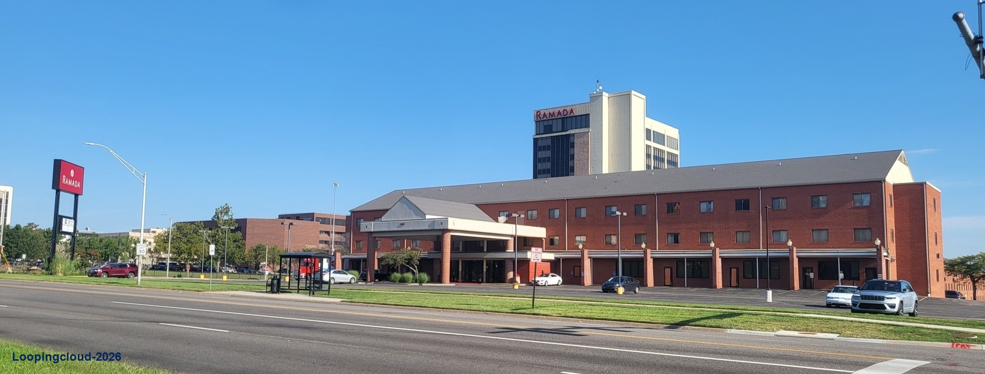 Ramada by Wyndham – Downtown Topeka Hotel and Conference Center