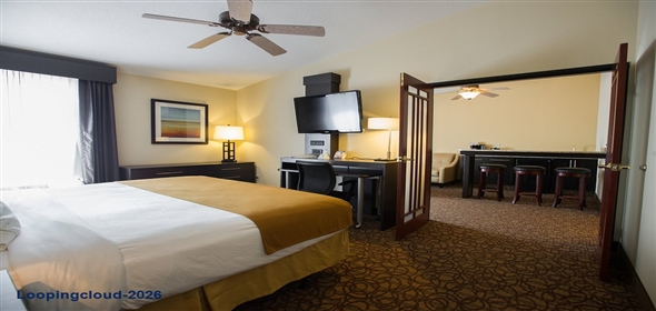 901 SW Robinson Topeka Kansas, 66606 | Holiday Inn Express & Suites West – Topeka