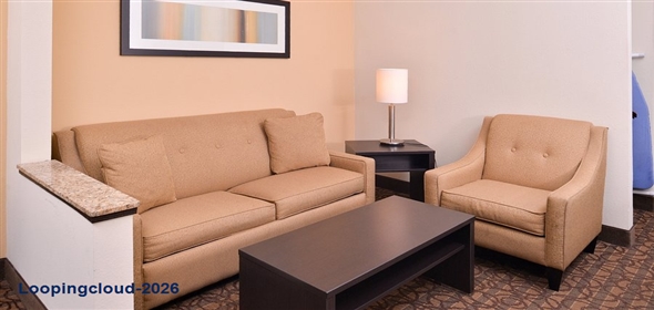 901 SW Robinson Topeka Kansas, 66606 | Holiday Inn Express & Suites West – Topeka