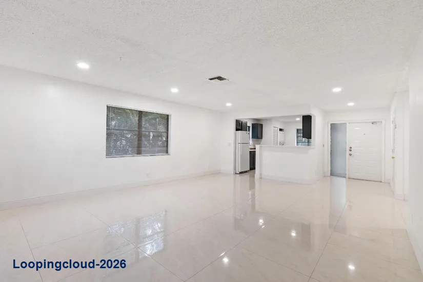Very Spacious, Updated 2bd/ 2ba Corner Unit