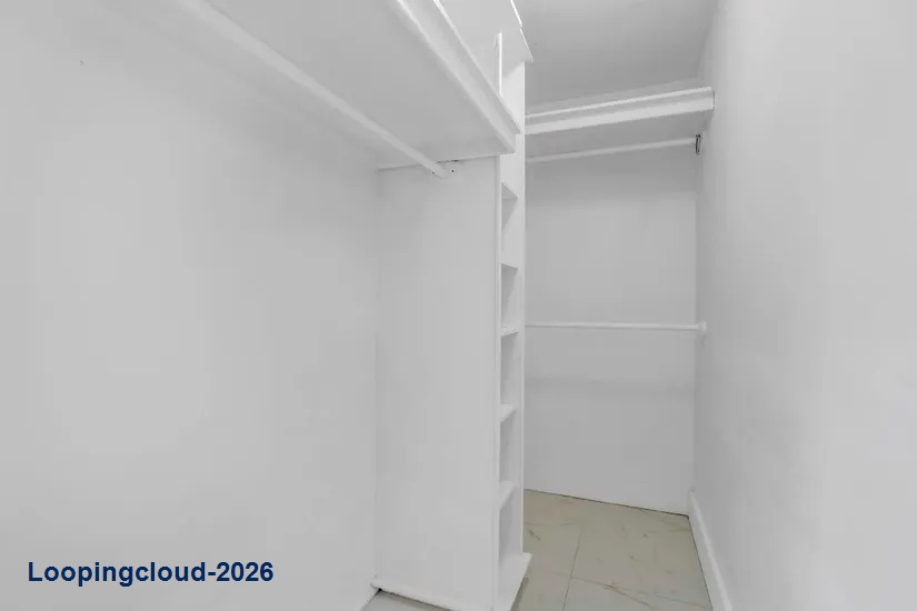 Updated 2/2 Condo in Sunset Villas Phase