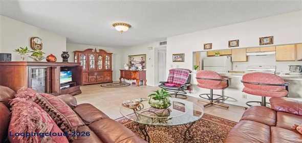 405 Liberty 405 Deerfield Bch Florida, 33442 | Beautifully Maintained first-floor Condo
